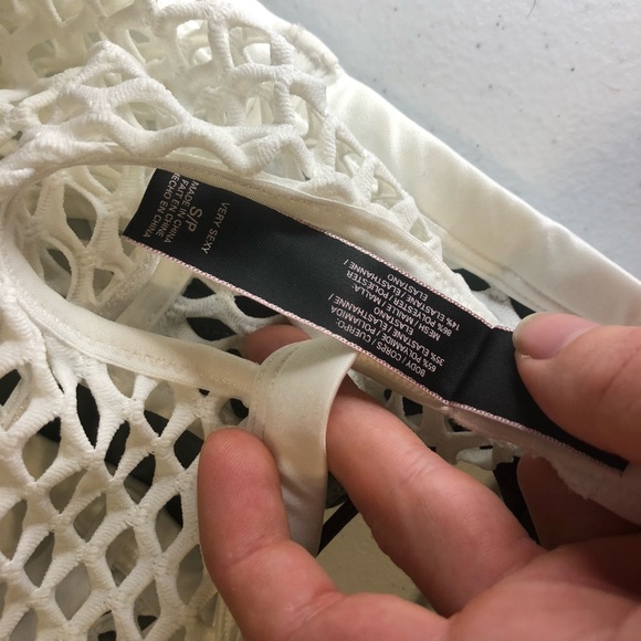 Victoria’s Secret Mesh Bra - Picture 4 of 5